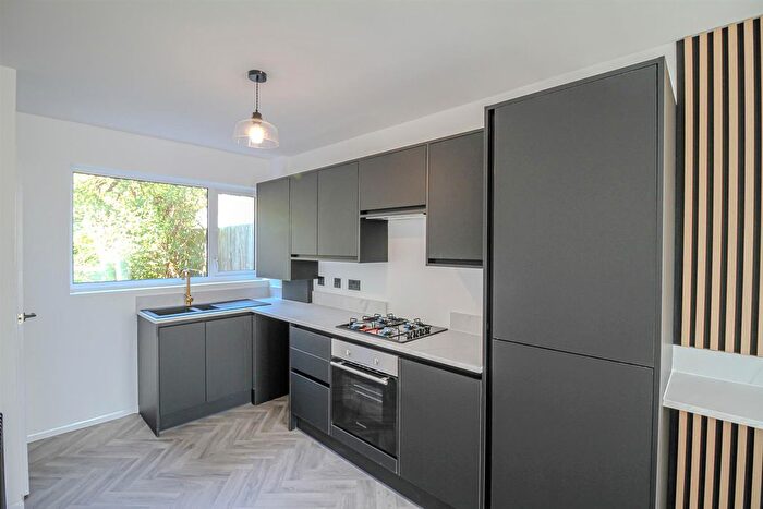 2 Bedroom Town House To Rent In Alexandra Park, Nottingham, NG3