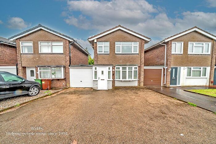 3 Bedroom Link Detached House For Sale In Langholm Drive, Cannock, WS12