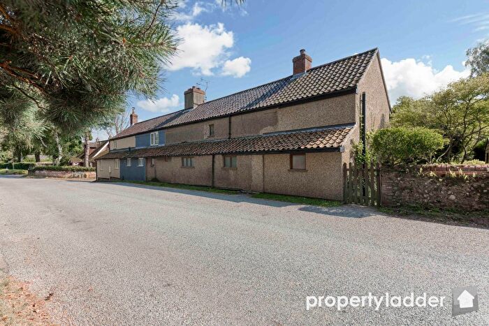 3 Bedroom Cottage For Sale In The Street, Burgh, Norwich, NR11