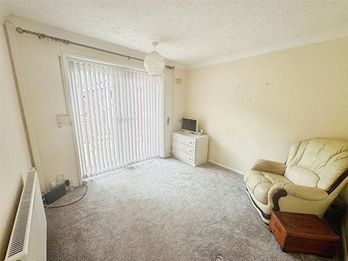 2 Bedroom Detached Bungalow To Rent In Westmorland Close, Biddulph, ST6