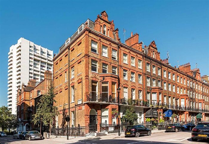 5 Bedroom Flat To Rent In Nottingham Place, London, W1U