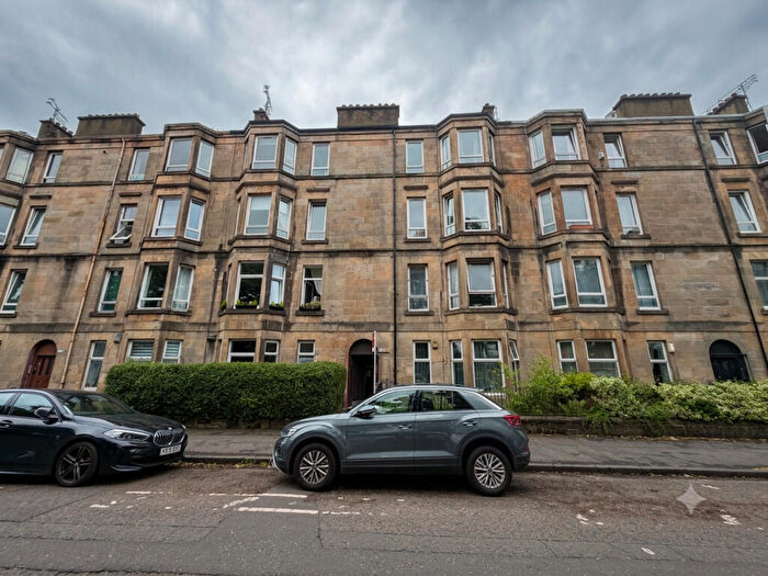 2 Bedroom Flat To Rent In Wellshot Road, Tollcross, G32