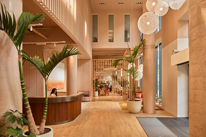 1 Bedroom Apartment To Rent In Crossharbour Plaza, London, E14