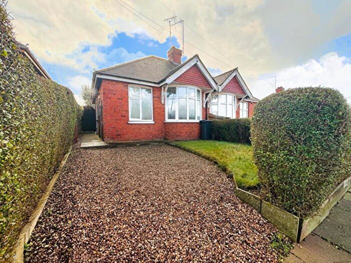 2 Bedroom Semi-Detached Bungalow For Sale In Ennerdale Road, Spinney Hill, Northampton, NN3