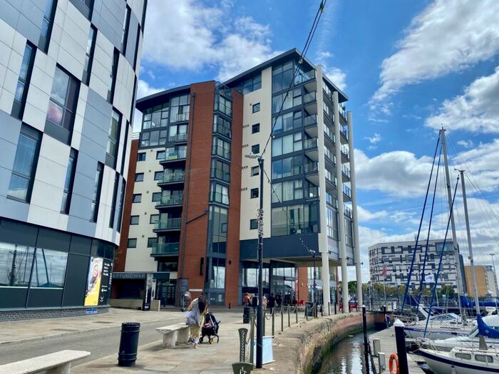 2 Bedroom Apartment To Rent In Neptune Marina, Coprolite Street, Ipswich, IP3