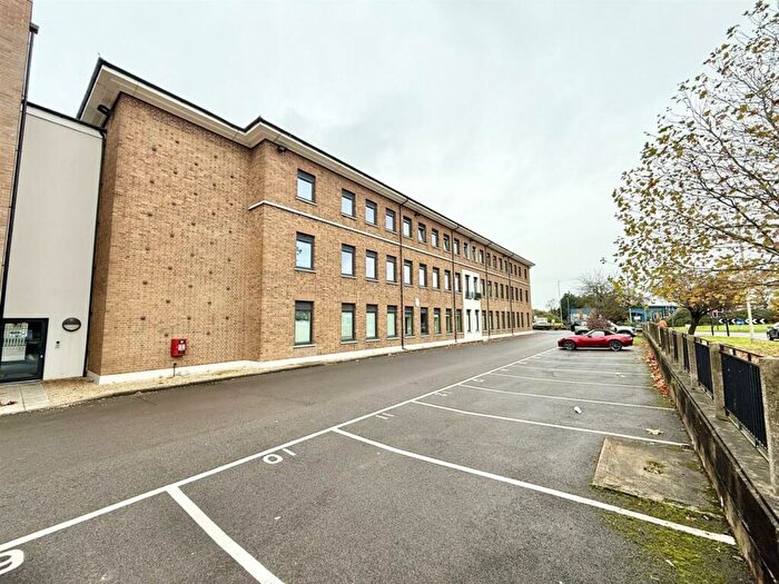 1 Bedroom Apartment For Sale In Barnwood, Gloucester, GL4