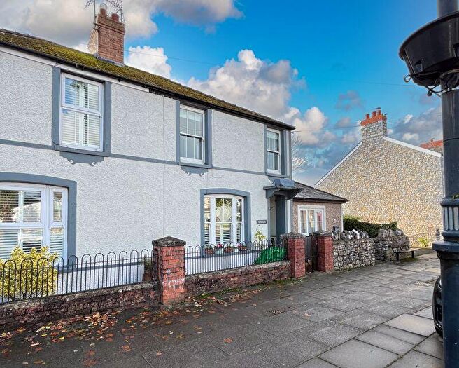 3 Bedroom Terraced House For Sale In Ty Dafydd, Westgate, Cowbridge, The Vale Of Glamorgan, CF71