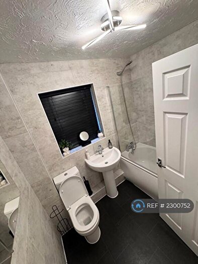 1 Bedroom Flat To Rent In Eton Way, Dartford, DA1