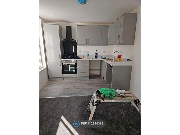 1 Bedroom Flat To Rent In Southgate Street, Launceston, PL15