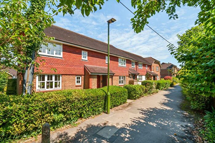 1 Bedroom Apartment For Sale In Rosehill, Billingshurst, RH14