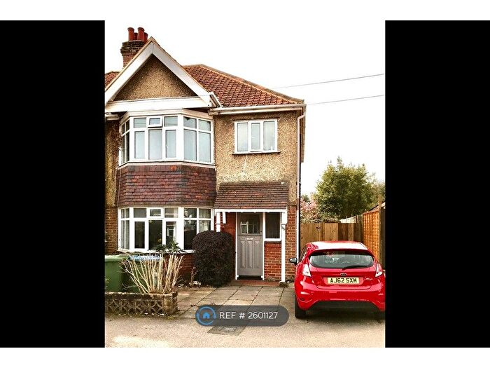 Studio To Rent In Ripstone Gardens, Southampton, SO17