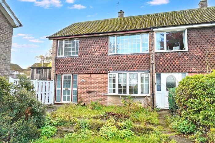 3 Bedroom Semi Detached House For Sale In Bedford Court, Stapleford, Nottingham, Nottinghamshire, NG9