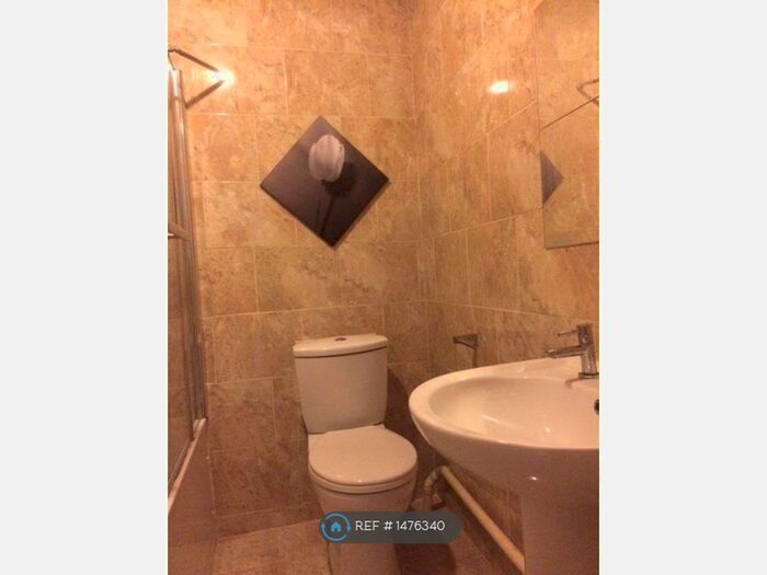 1 Bedroom Flat To Rent In Croydon, Croydon, CR0