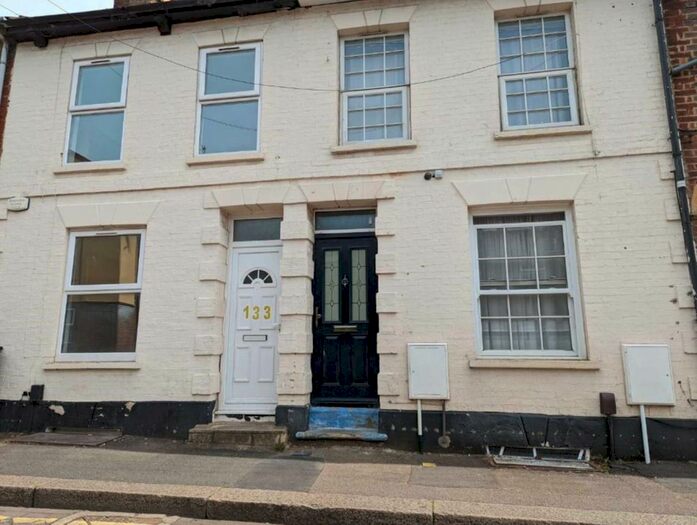 4 Bedroom Terraced House To Rent In Wellington Street, Luton, LU1