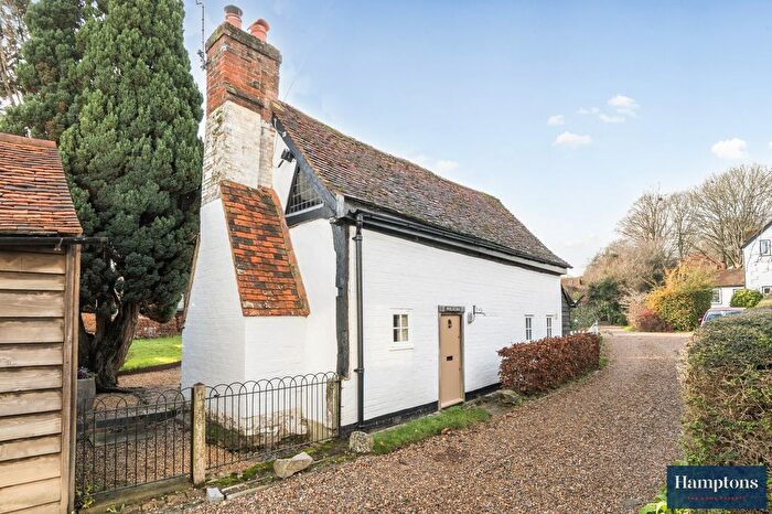 2 Bedroom Detached House For Sale In The Platt, Amersham, HP7