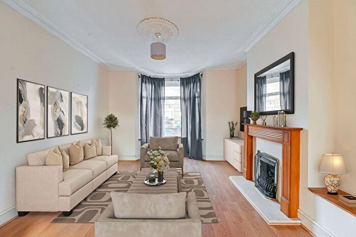 4 Bedroom Terraced House For Sale In Fernbrook Road, Hither Green, London, SE13