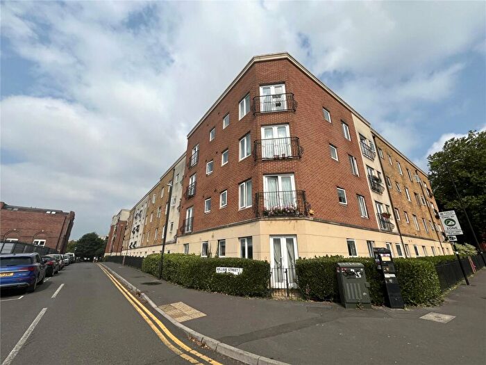 2 Bedroom Apartment To Rent In Bedminster, Doudney Court, BS3