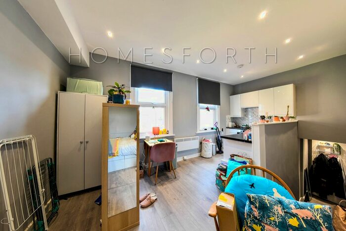 Studio To Rent In Agamemnon Road, West Hampstead, NW6