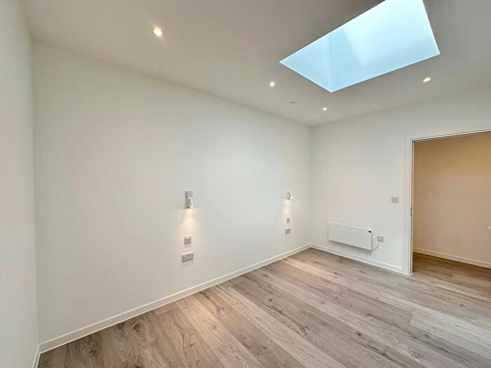 2 Bedroom Apartment To Rent In Tempus House, Milton Keynes, MK9