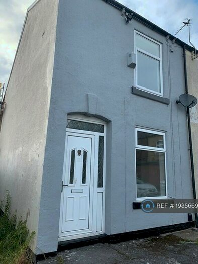 2 Bedroom End Of Terrace House To Rent In Clegg Street, Bredbury, Stockport, SK6