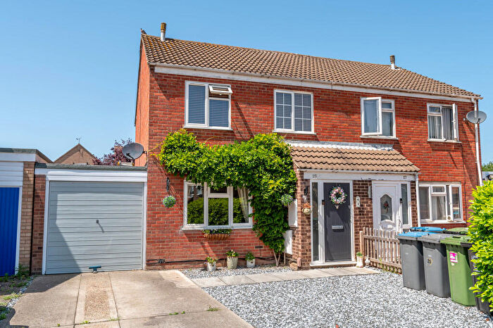 3 Bedroom Semi-Detached House For Sale In Langstons, Trimley St. Mary, IP11