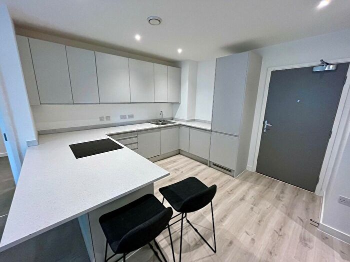 2 Bedroom Flat To Rent In Trafford Wharf, Wharf End, Manchester, Greater Manchester, M17
