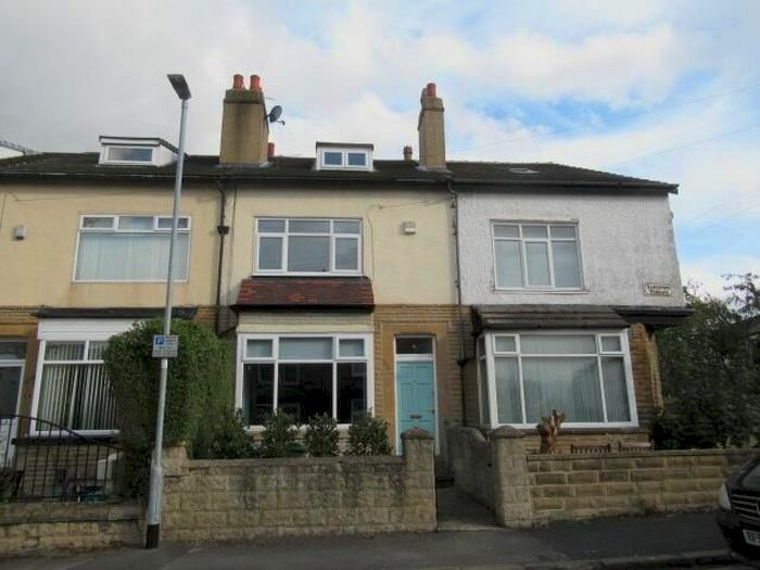 4 Bedroom Terraced House To Rent In Sandiford Terrace, Crossgates, Leeds, LS15