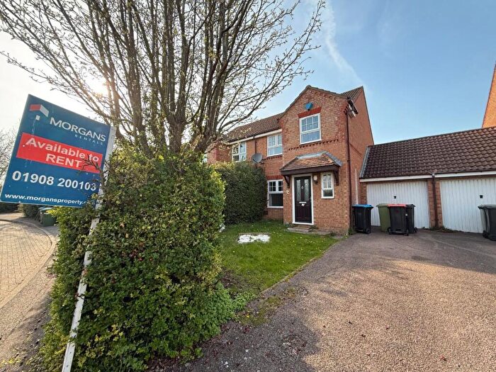 3 Bedroom Semi Detached House To Rent In Oldbrook, MK6