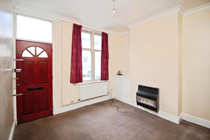 3 Bedroom Terraced House For Sale In Bolton Road, Off Hinckley Road, Leicester, LE3