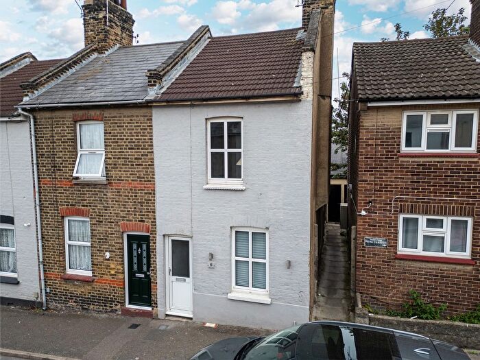 2 Bedroom End Terrace House For Sale In Factory Road, Northfleet, Gravesend, Kent, DA11