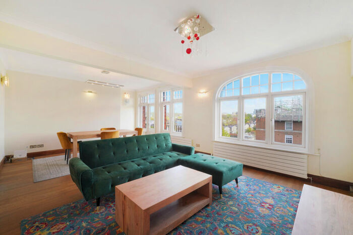 3 Bedroom Flat To Rent In Abbey Court, Abbey Road, NW8
