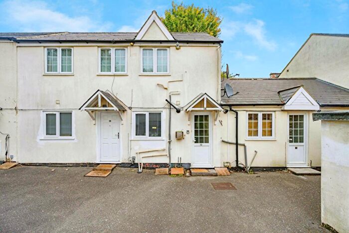 1 Bedroom Maisonette For Sale In Ashton Road, Luton, LU1