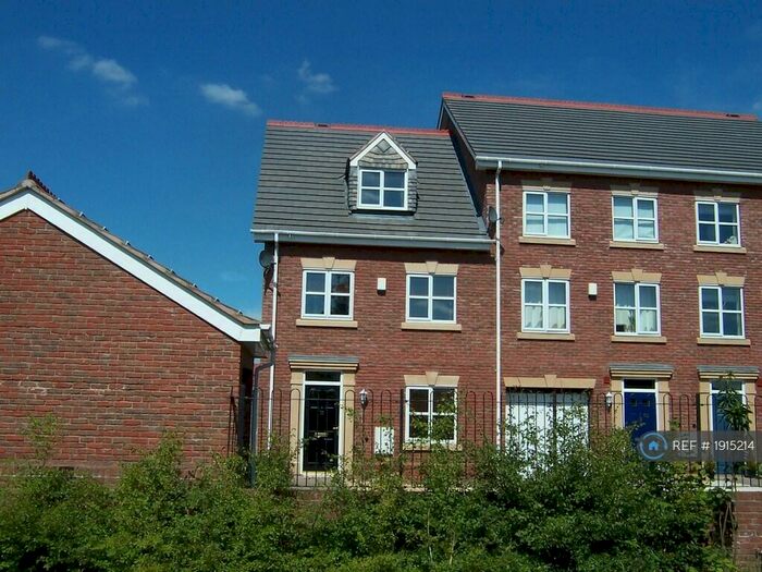 4 Bedroom Terraced House To Rent In Sir Toby Belch Drive, Warwick, CV34
