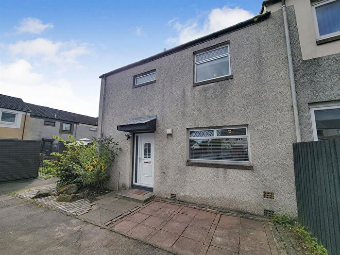 3 Bedroom End Of Terrace House To Rent In Inveraray Avenue, Glenrothes, KY7