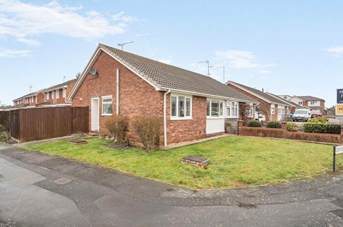 2 Bedroom Semi Detached House For Sale In Centurion Way, Coleview, Swindon, SN3