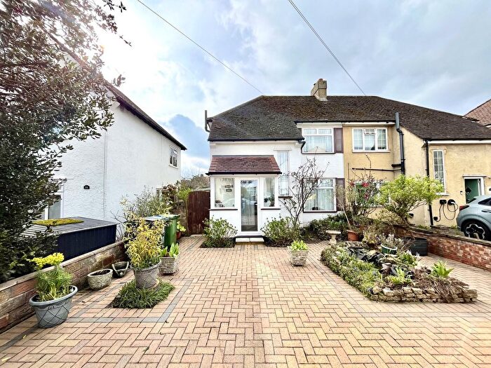 3 Bedroom Semi Detached House For Sale In Priory Road, Chessington, Surrey., KT9