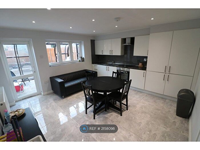 5 Bedroom Terraced House To Rent In Maryland Road, London, E15