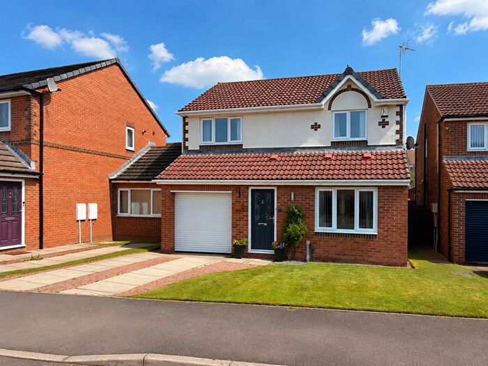 3 Bedroom Detached House For Sale In Alverton Drive, Faverdale, Darlington, DL3