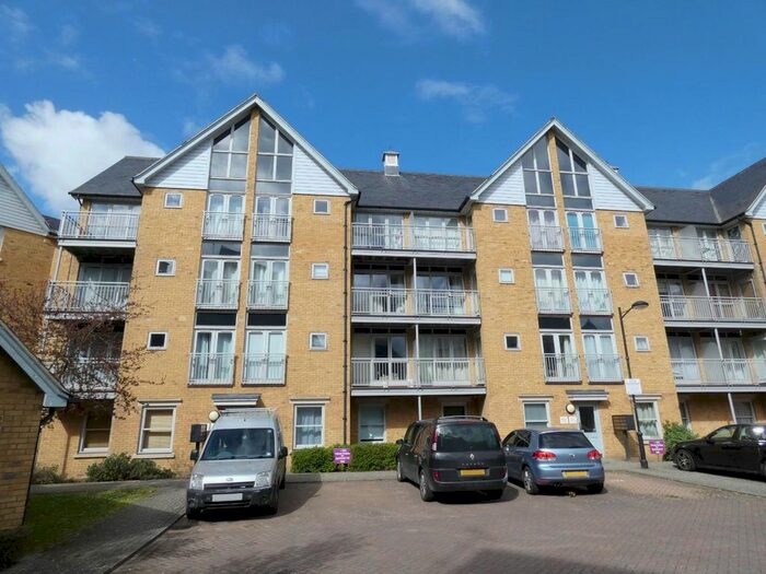 2 Bedroom Flat To Rent In Bingley Court, Canterbury, CT1