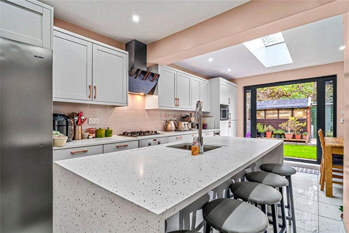 4 Bedroom Terraced House For Sale In Besley Street, Furzedown, SW16