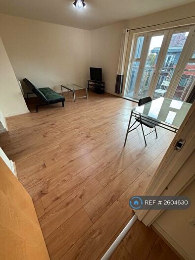 2 Bedroom Flat To Rent In Caister Hall, Coventry, CV1