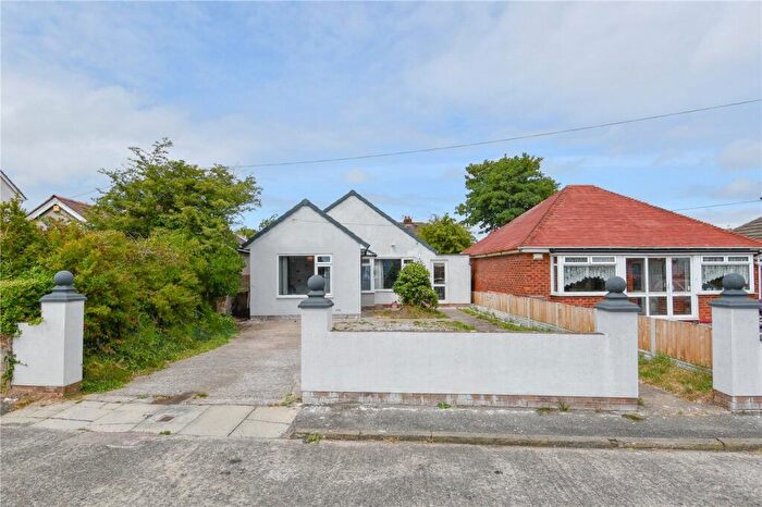 3 Bedroom Bungalow For Sale In Lomond Grove, Moreton, Wirral, CH46