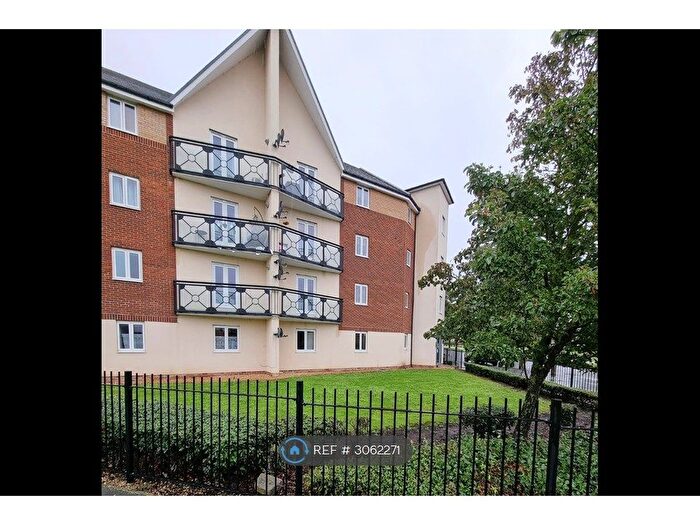 2 Bedroom Flat To Rent In Fenmere Walk, Peterborough, PE7