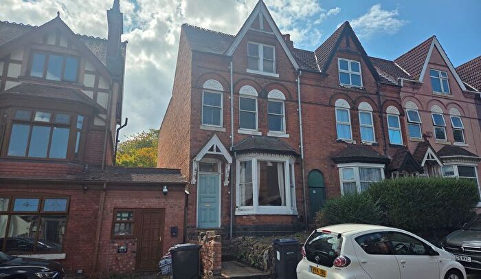 4 Bedroom End Of Terrace House For Sale In Woodlands Road, Sparkhill, Birmingham, West Midlands, B11