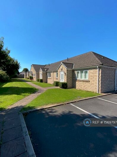 2 Bedroom Bungalow To Rent In Burwain Fold, Colne, BB8