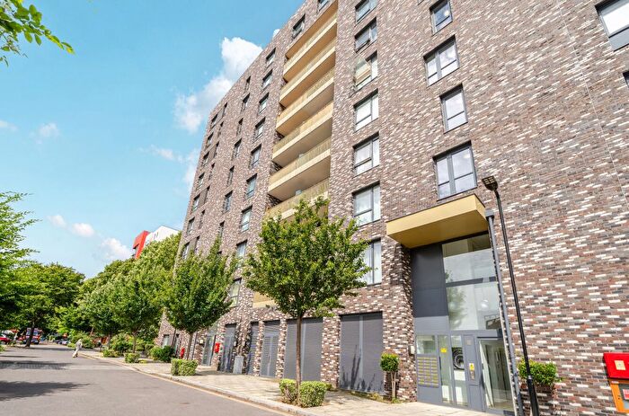 3 Bedroom Property To Rent In Stanley Road, London, W3