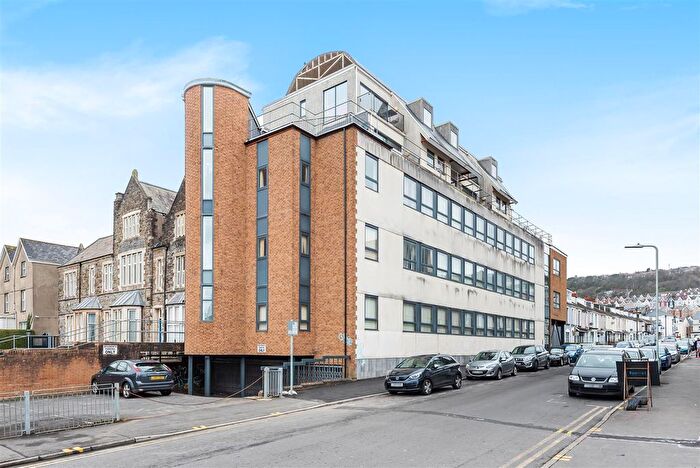 1 Bedroom Flat For Sale In St. Helens Road, Swansea, SA1