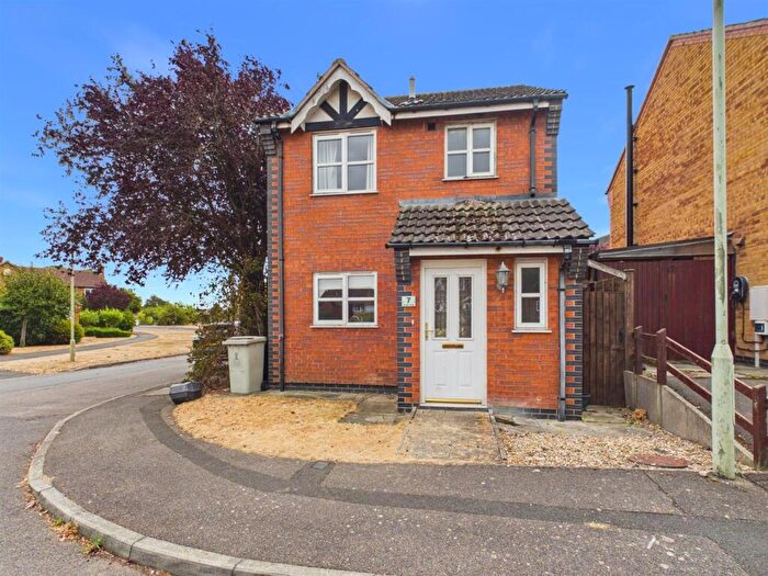 3 Bedroom Detached House To Rent In Plover Road, Essendine, PE9