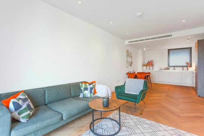 2 Bedroom Flat To Rent In Scawfell Street, London, E2