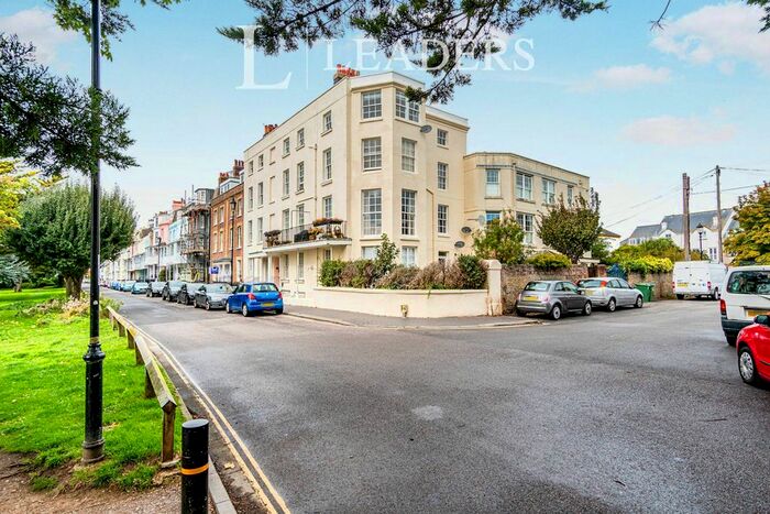 3 Bedroom Flat To Rent In South Terrace, Littlehampton, BN17